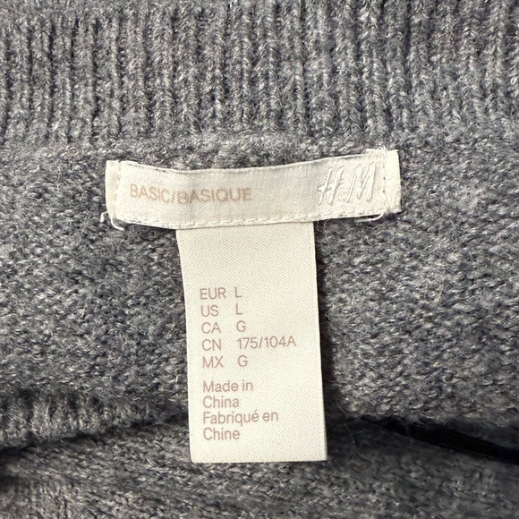 H&M Charcoal Women's Crew Neck Sweater - Picture 6 of 7